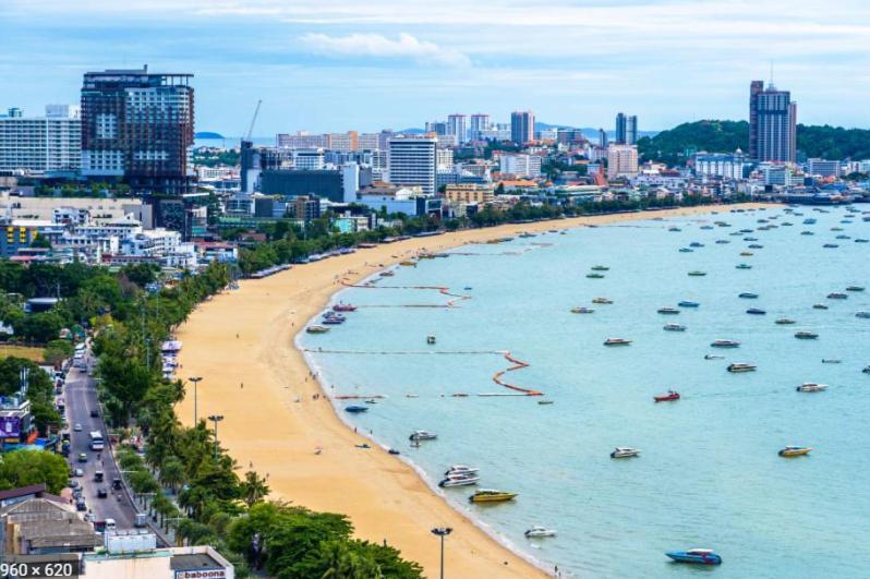 The Base Central Pattaya Quiet King-Bed With Infinity Pool & Free Netflix! Exterior foto